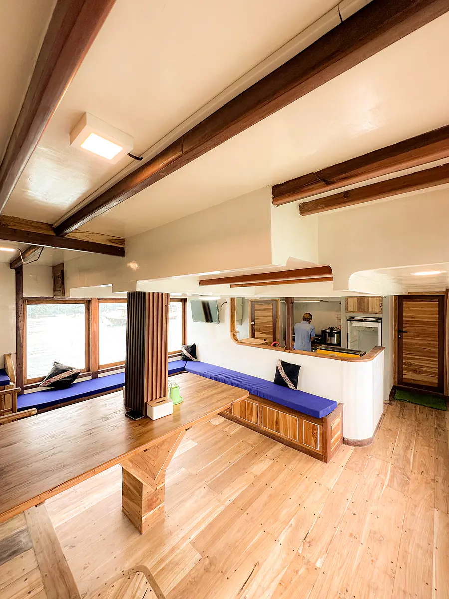 Natural Phinisi - Luxury Phinisi Komodo Charter 2026